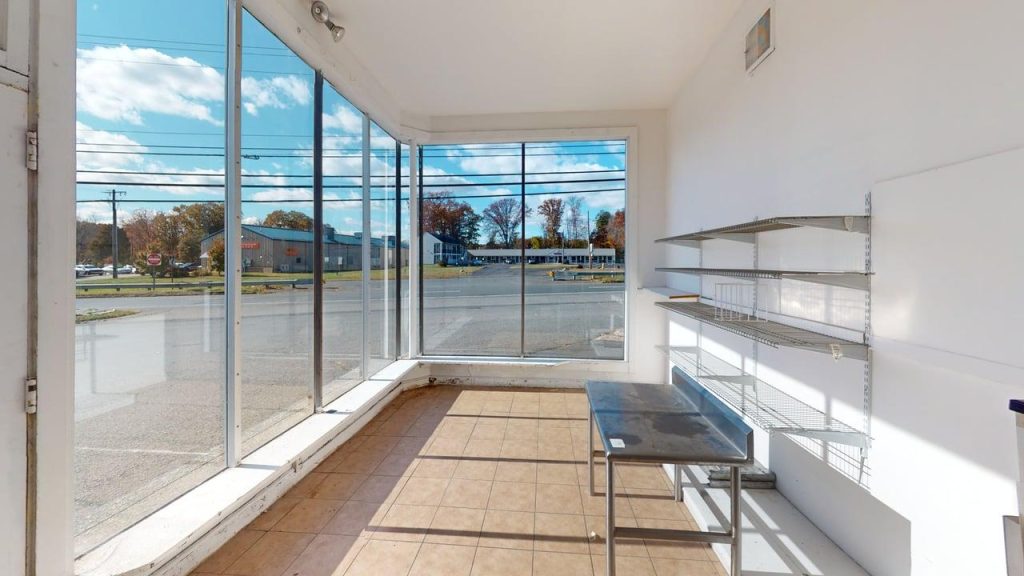 Front-Retail-Building-Other