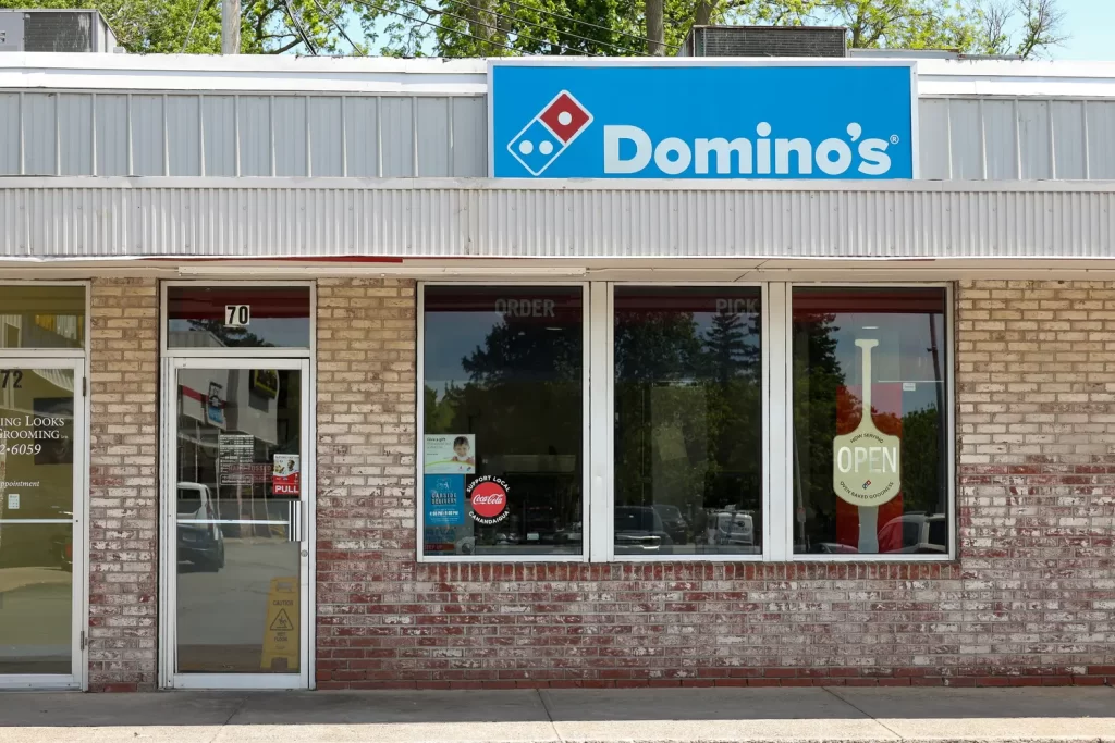Dominos West Ave Plaza Canandaigua-web
