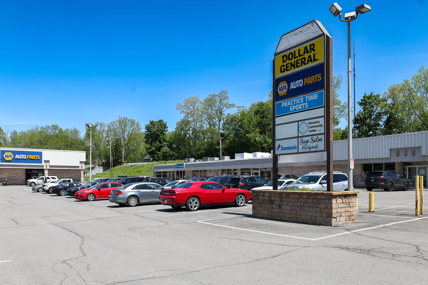 West Ave Plaza, Canandaigua NY showing plaza and pilon sign